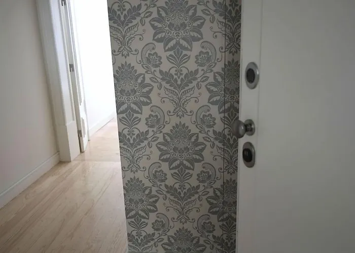 Madalena Hermitage * Lisboa