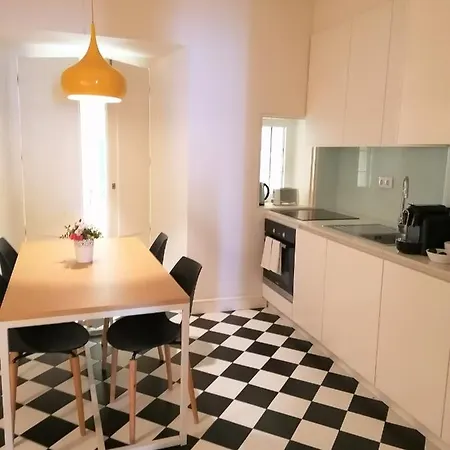 Madalena Hermitage Apartment *